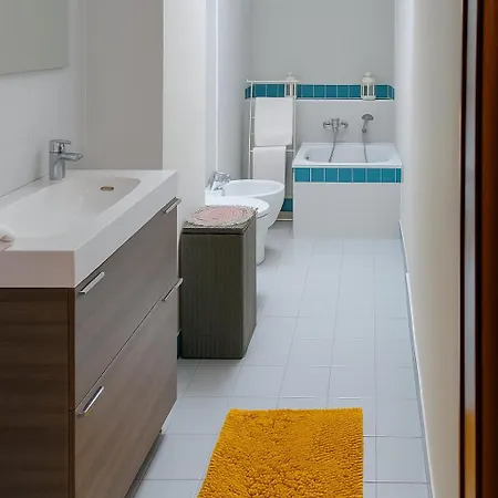 Διαμέρισμα Queen S Giovanni Ideal For Families Or Large Group San Giovanni in Persiceto