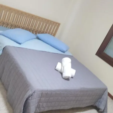 Queen S Giovanni Ideal For Families Or Large Group