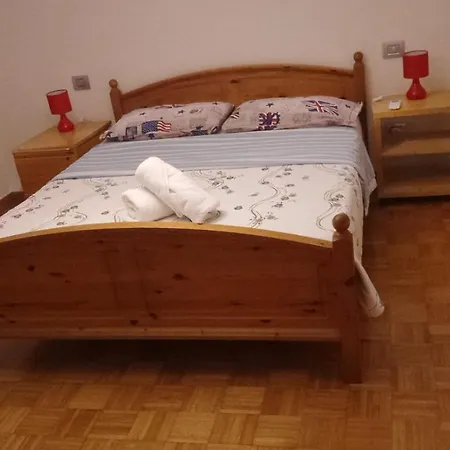 Queen S Giovanni Ideal For Families Or Large Group