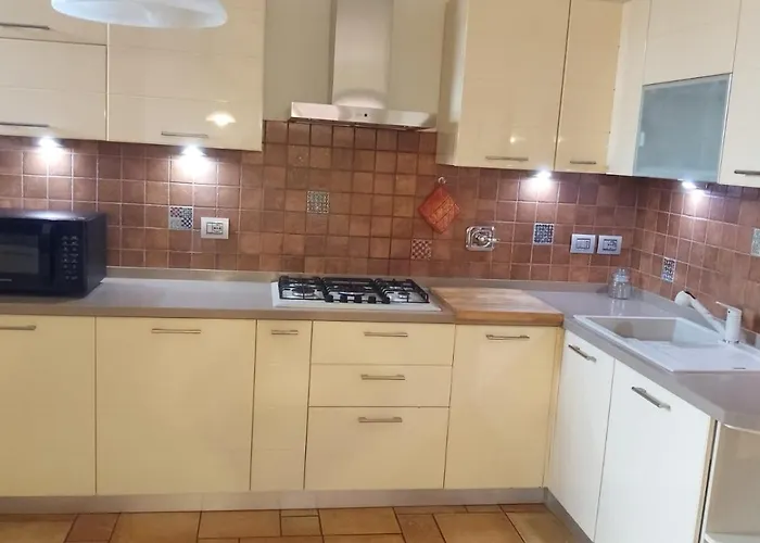 アパート Queen S Giovanni Ideal For Families Or Large Group *